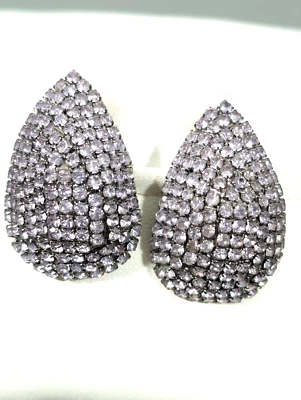 Pendientes de diamantes de imitación púrpura brillante pavé lágrima cúpula gota perforada Foto 1 de 4