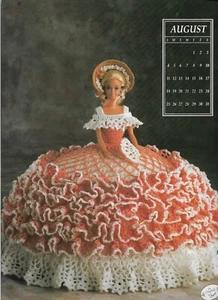 Miss agosto 1991 Calendario Muñeca de Cama (Barbie) Folleto de Instrucciones de Crochet - Imagen 1 de 1