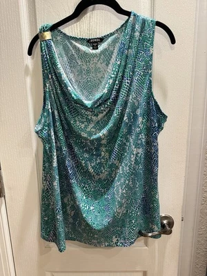 Blusa sin mangas XXL elástica con estampado de piel de serpiente para mujer Foto 1 de 4