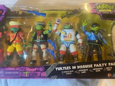 Teenage Mutant Ninja Turtles Figures Mutant Mayhem - Turtles in Disguise - Image 1 of 4