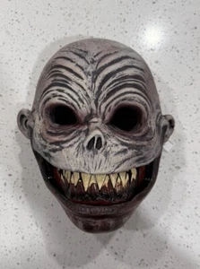 Nightmare Creature Ani-Motion Adult Mask - Picture 1 of 4