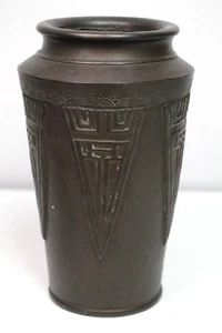 Jarrón estilo bronce cerámica relieve geométrico japonés estilo Art Deco - Imagen 1 de 9