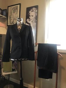 United Colors of Benetton Damen Anzug schwarz Stretch Satin Taille/Hose Gr. 42/40 - Bild 1 von 12