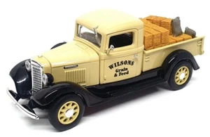 Matchbox 1/43 YYM 38039 - 1934 International C Series Pick-Up (Wilson's) Cream - Picture 1 of 6