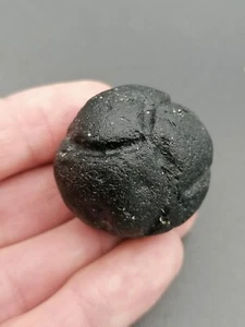 Tektit Philippinit Rizalit Kugel 39,65g / 3,5 cm Meteorit Einschlagglas - Bild 1 von 12