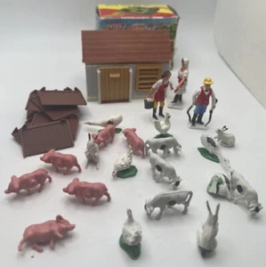 60s Miniature Toy Plastic Farm Hut W/ Pigs, Chickens, Rabbits & Cows - Picture 1 of 11