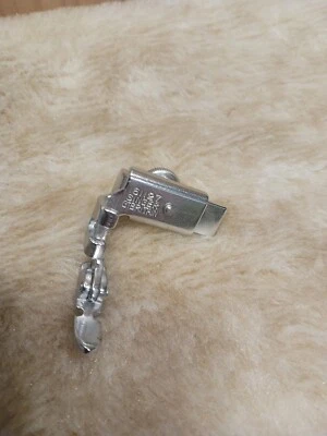 161127 SINGER Metal Low Shank Adjustable Zipper Foot - Image 1 of 4