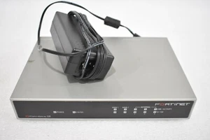 MODULE DE SÉCURITÉ PARE-FEU FORTINET FORTIGATE 50B, GESTION INTÉGRÉE DES MENACES - Photo 1/5