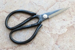 Crude - Medium 2.5 Inch Asian Carbon Steel Kitchen Shears Scissor, Super Sharp! - Picture 1 of 2