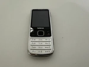 NOKIA 6700 CLASSIC UNLOCKED PHONE - NEW CONDITION - BLUETOOTH - 5MP CAM - RADIO - Picture 1 of 3
