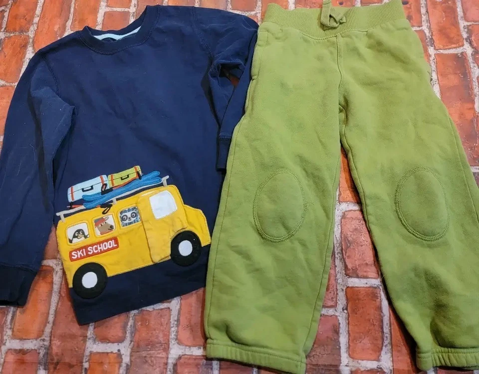 Gymboree Boys Ski School Shirt 5t Christmas Pants Sz 4t Guc Bus - Image 1 of 1