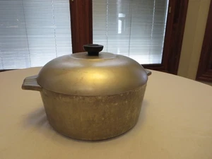 Wagner Ware Sidney O Magnalite 4248-P Horno Holandés Tostador con Remache - Imagen 1 de 10