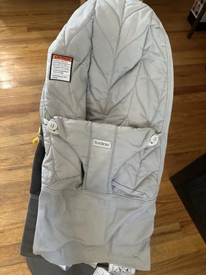 BabyBjörn Bouncer Seat Replacement Cover - Light Gray Cotton Petal Quilt - Image 1 of 2