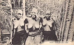 Togo - Three girls from Lomé - Publ. A. A. Acolatsé - Picture 1 of 2