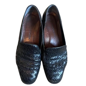 Naturalizer Woven Leather Loafers Comfort Slip On Sz 7 1/2 comfort block heals - Picture 1 of 8