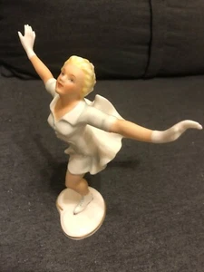 SCHAUBACH KUNST  WALLENDORF VINTAGE PORCELAIN ICE SKATER FIGURINE - Picture 1 of 5