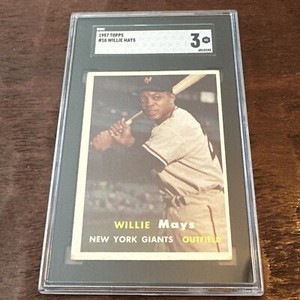 1957 Topps Willie Mays #10 HOF New York Giants - SGC 3 / VGEX   New slab