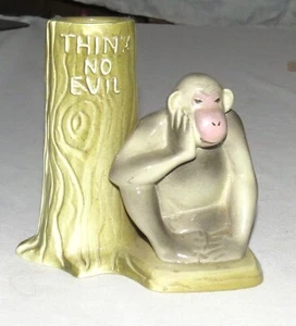 Jarrón mono Jack Jr. 1954 Think No Evil 4,3/4 pulgadas - Imagen 1 de 3