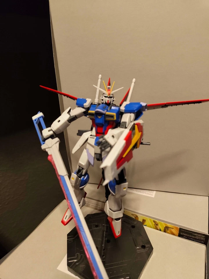 MG Force Impulse Gundam 1/100 Modellbaukit Zusammengebaut - Bild 1 von 1