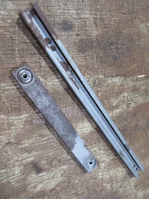 1949-1952 Chevrolet Styleline 4 двери седан стекло регулятор роликовые гусеницы задний - Изображение 1 из 2