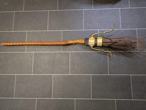 Nimbus 2000 Harry Potter 48" Light Up Optic Quidditch Broom Warner Bro Halloween - Picture 1 of 11