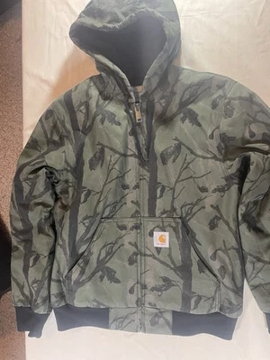 Carhartt WIP Active Jacket "Camo tree Green" Size M  Men's - Image 1 of 4