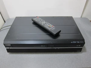 Toshiba DVR620KU DVD Recorder VHS Player VCR Dubbing Combo HDMI Remote TESTED - Picture 1 of 12