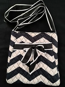 Quilted Black and White Shoulder Bag Crossbody Purse Chevron Zig Zag Design - Picture 1 of 12