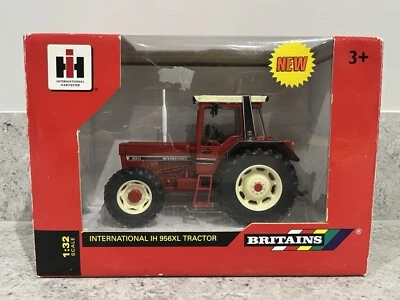 Britains Farm - International IH 956XL Tractor - 1:32 Scale - 42490 - New/Mint - Image 1 of 4