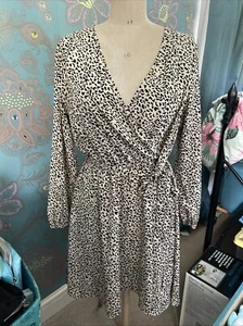 Boohoo Ladies Plus Size 20 Leopard Print Wrap Front Tie Belt Long Sleeve Dress - Picture 1 of 6