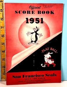 1951 San Francisco Seals Program v Yankees: PRE MANTLE DEBUT #6, DiMaggio, Berra - Picture 1 of 9