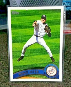2011 Topps Derek Jeter #330 HOF - Picture 1 of 2