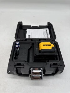 DeWalt DW08802 Self-leveling Cross Line Laser Level w/ Case - Picture 1 of 8