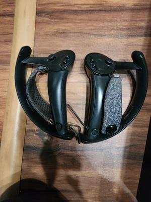 Valve Index Controllers  Knuckles (Both) - Image 1 of 4