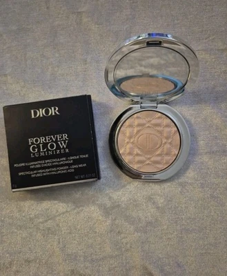 DIOR FOREVER GLOW LUMINIZER PINK HALO - Image 1 of 4