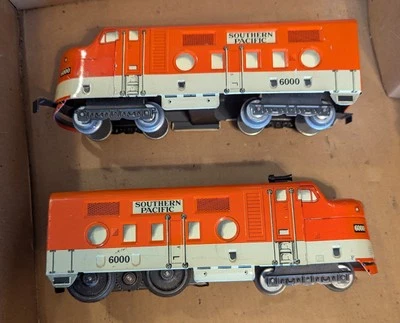 Marx 9603 O Gauge 6000 Southern Pacific AA Diesel Train Set with Original Box - Image 1 of 4