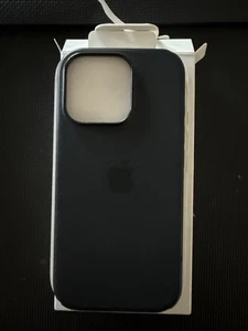 Apple iPhone 16 Pro Silicone Case with MagSafe - Black - Picture 1 of 4