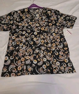 New Women's Scrub Top Medium - Picture 1 of 5