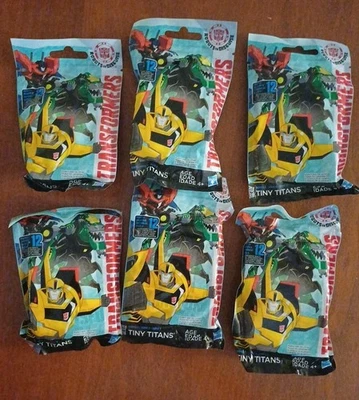 Lote de 6 paquetes Transformers Tiny Titans nuevos y sellados de fábrica Foto 1 de 4