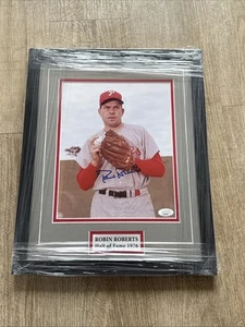 ROBIN ROBERTS FRAMED AUTOGRAPHED Signed FRAMED 8x10 MLB PHILLIES Photo JSA MLB - Picture 1 of 2