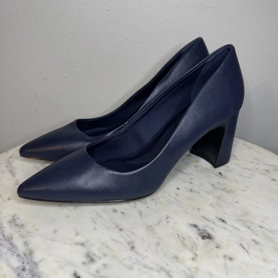 Zapatos de salón Anne Klein Iflex de cuero azul marino talla 9M solo usados una vez Foto 1 de 4