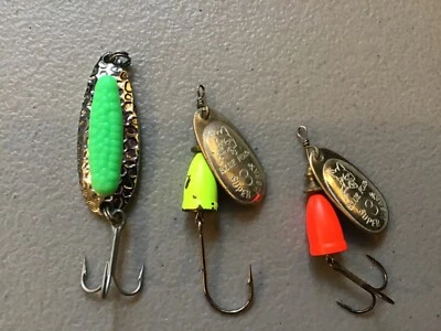 Lote de 3 Señuelos Zorro Azul-2 Vintage Zorro Azul Super Vibrax 3 y 1 Zorro Azul PIXIE 1/4 Foto 1 de 4