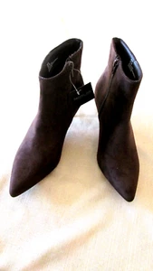 RACHEL ZOE "ZOE" BRAUN Wildlederimitat 7M Reißverschluss innen KITTEN HEEL STIEFELETTEN NEU - Bild 1 von 17