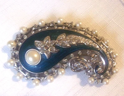 RARE Kenneth Jay Lane KJL Silver Cobalt Blue Paisley Faux Pearl & Crystal Pin - Image 1 of 4