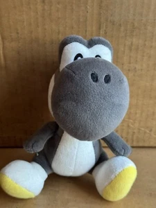 Nintendo Super Mario Bros Yoshi Turtle Plush 6" Grey Plush SUPER CLEAN - EUC - Picture 1 of 3