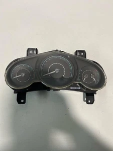 CHEVROLET MALIBU 2008-2012 Speedometer Cluster MPH LS/LT/LTZ OEM - Picture 1 of 4