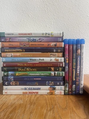 Movie DVD/bluray Lot - Image 1 of 4