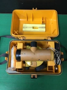 Topcon AT-G6 Level Surveying Lense and Level with Case Working good condition - Picture 1 of 8