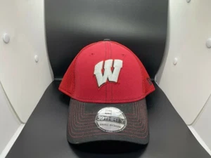 Wisconsin Badgers New Era 39Thirty Small-Medium Fitted Mesh Back Red - New (WI) - Picture 1 of 1