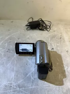 JVC HYBRID HARD DRIVE MICROSD CAMCORDER GZ-MG330HU - Picture 1 of 4